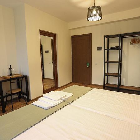 Winehouse Old Qvevri Apartments Tbilisi Ngoại thất bức ảnh